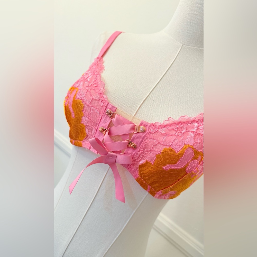 Savage X Fenty Lace-Up Balconette Bra – Size L